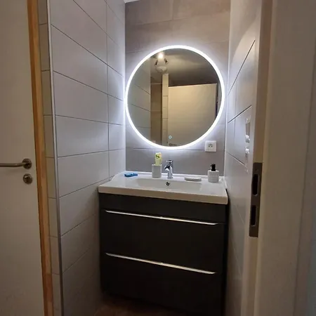 アパート Agreable 3 Pieces Au Blanc